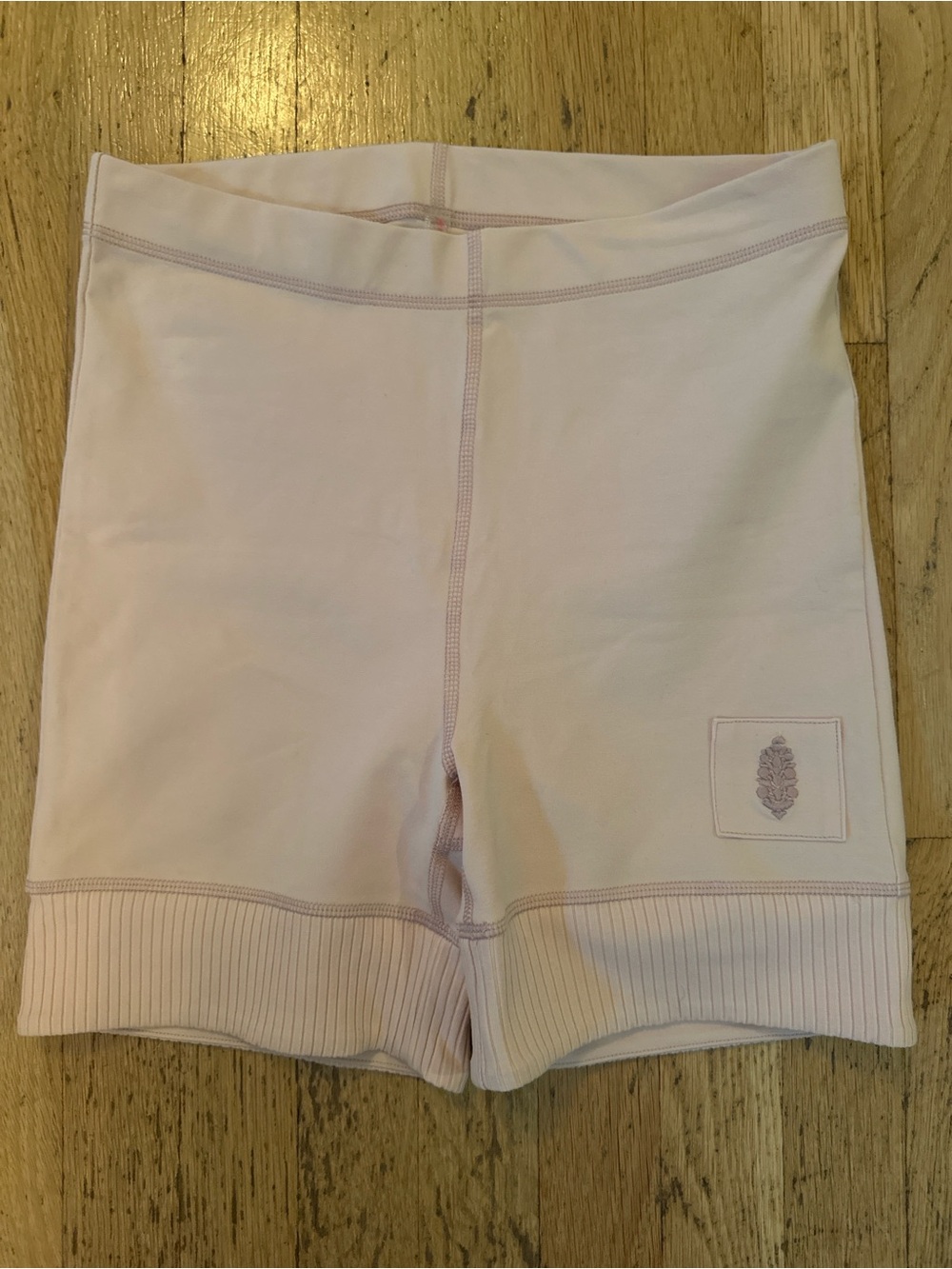 Free People Movement Light Pink Ribbed Hem Biker Shorts- size Medium